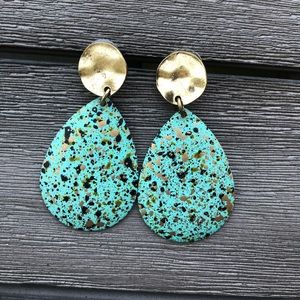 Darling speckled turquoise/gold statement earrings